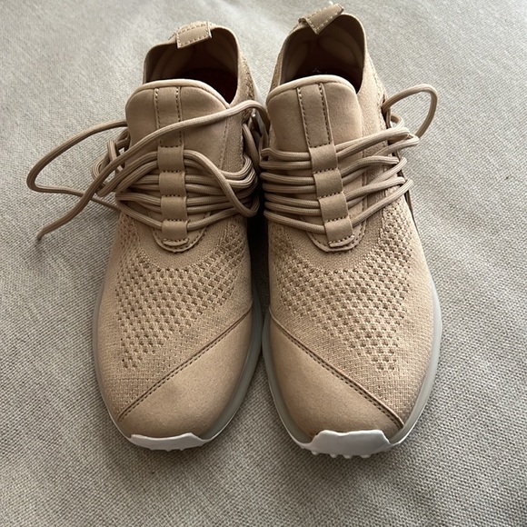 NIB- LANE-EIGHT HIIT Trainers W AE1043 - Picture 2 of 9